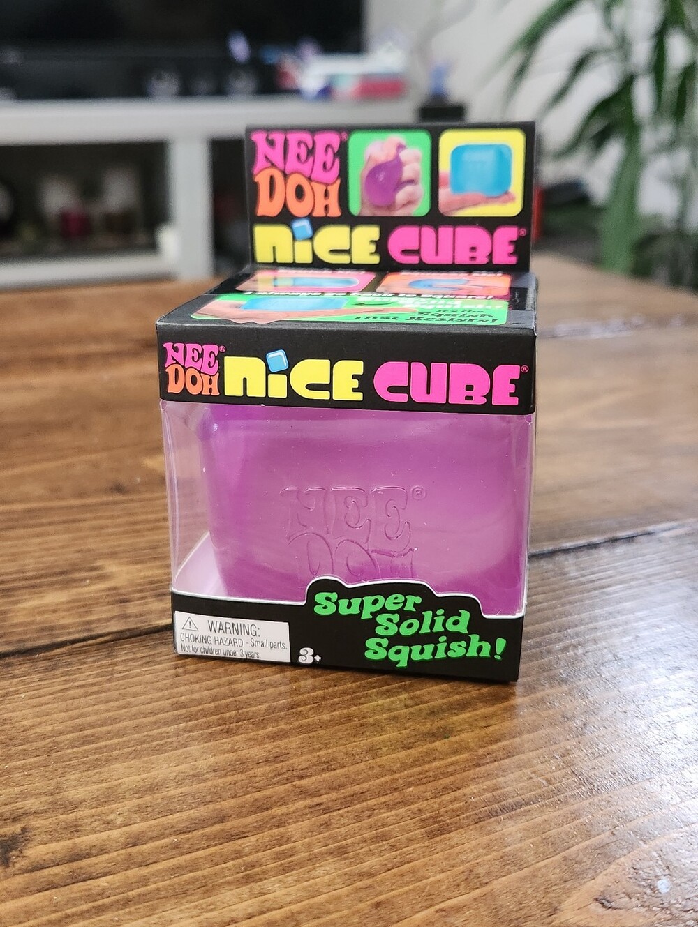 NIB Schylling NeeDoh Nice Cube